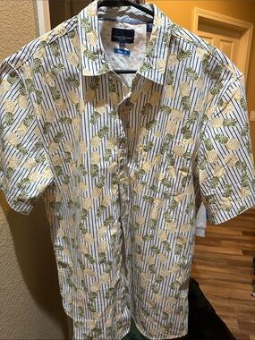 Michael Brandon White Short-Sleeve Pineapple Print Button-Up Shirt